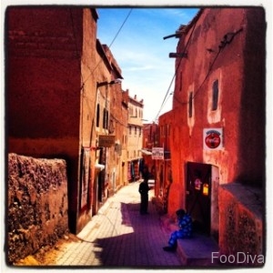 Ouarzazate alleyway