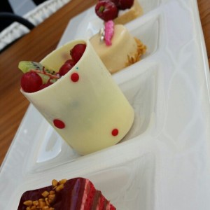 Dessert plate