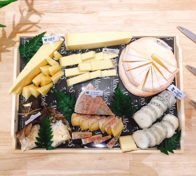 French cheese board - French cheese - FooDiva